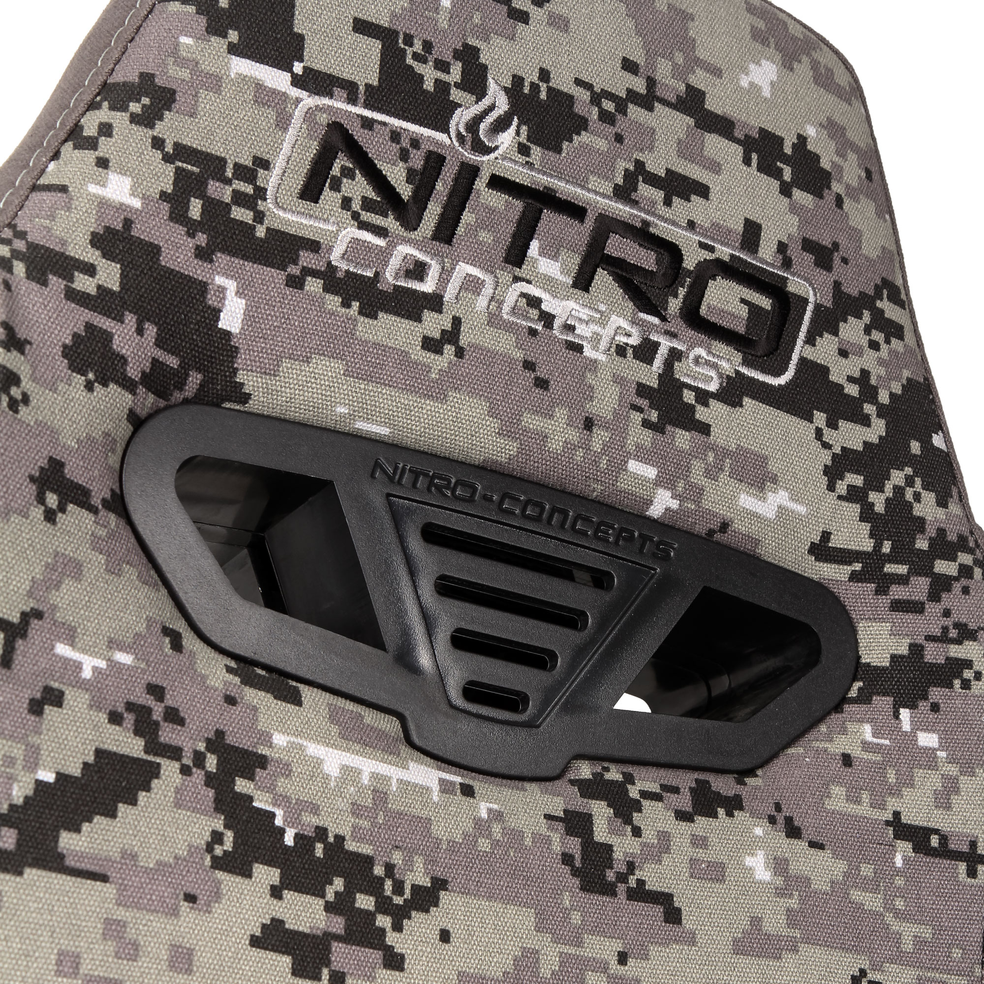 Nitro Concepts S300 PRO - DIGITAL CAMO - ゲーミングチェア - 株式